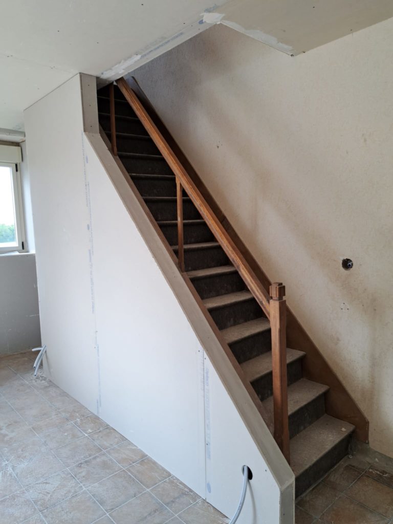 Mickael Henry Menuisier A Mayenne53 Escalier 1 Mickael Henry Menuisier A Mayenne53 Escalier 1